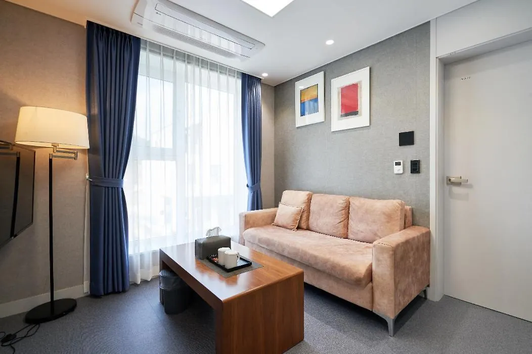 **** Penzion La Maison House Inčchon Jižní Korea