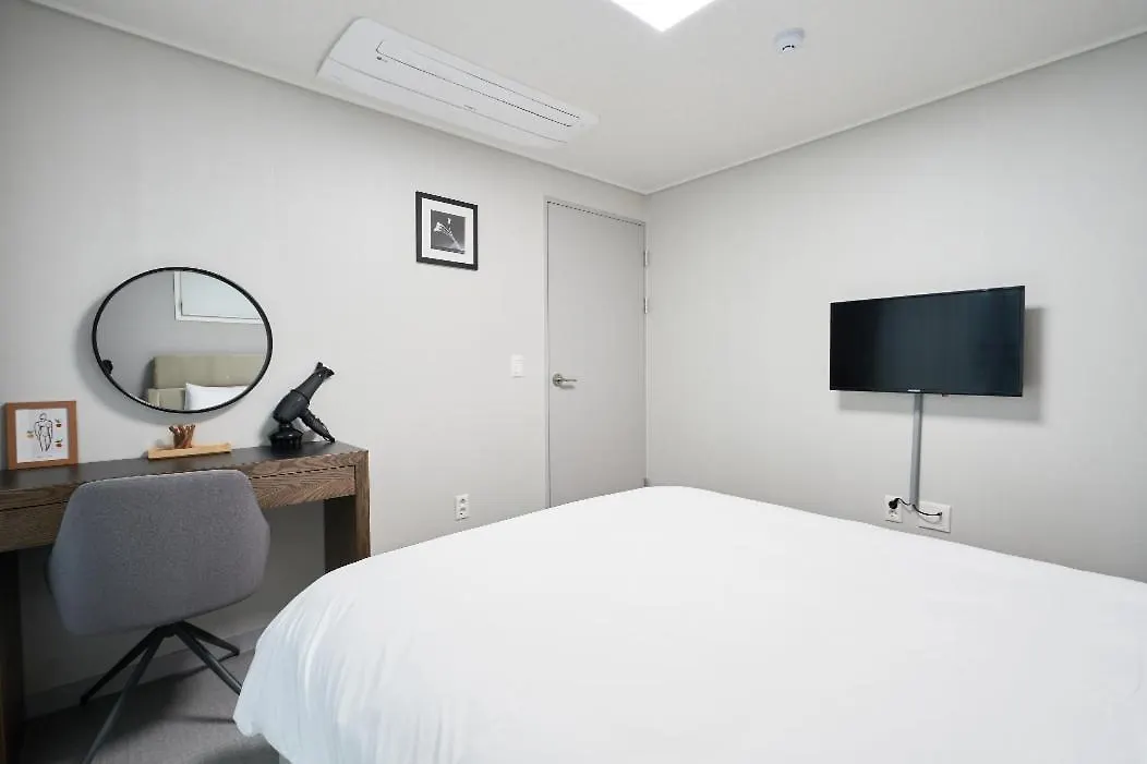 La Maison House Incheon 4*,  South Korea