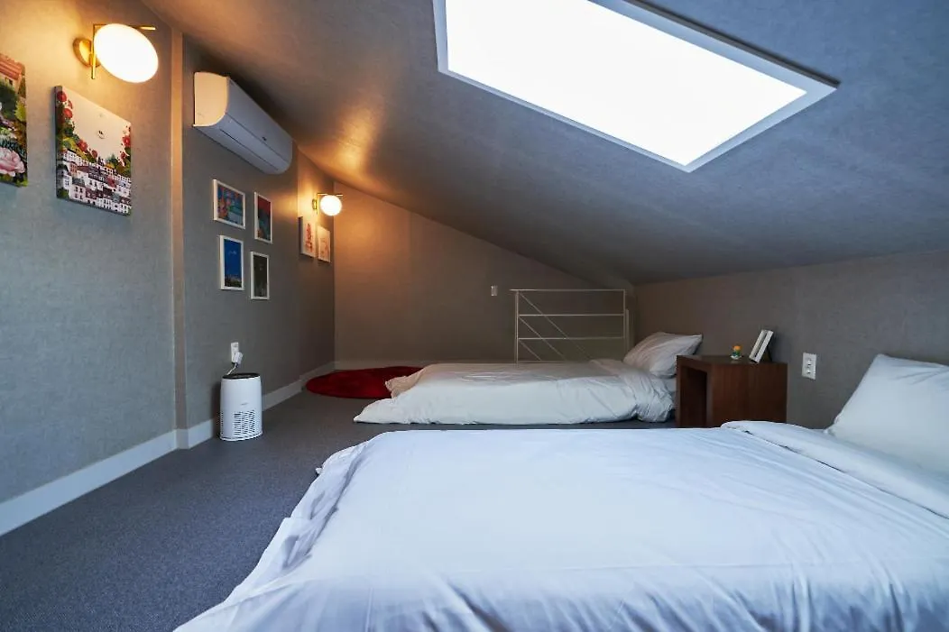 **** Guest house La Maison House Incheon South Korea