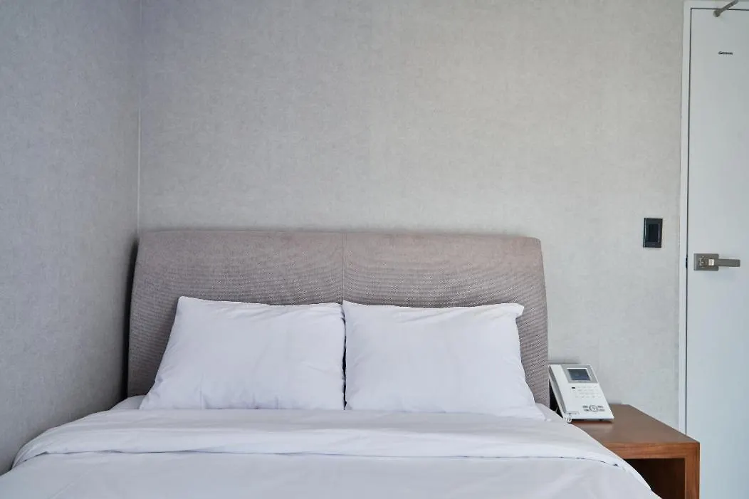 La Maison House Incheon 4*,